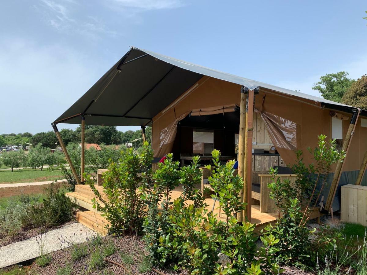 Easyatent Fkk Safari Tent Ulika Naturist - Clothes Free Poreč Dış mekan fotoğraf